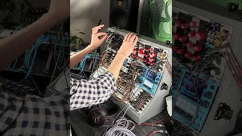 Improv Techno Jam with Modular Synth & Digitone