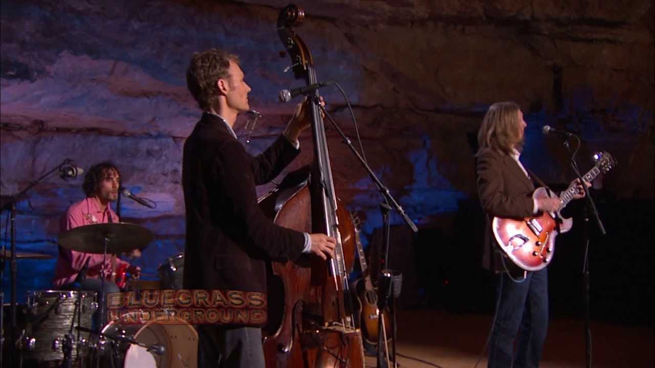 The Wood Brothers "Honey Jar" from Bluegrass Underground (PBS) YouTube