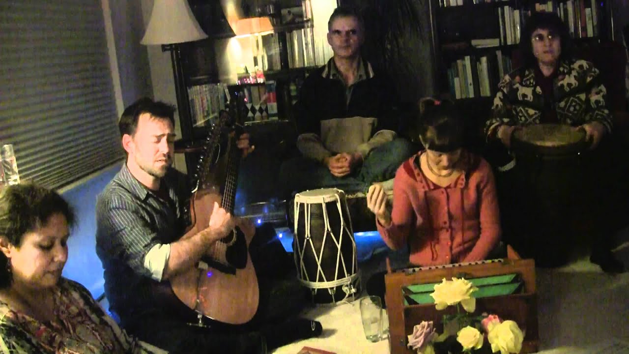 David Estes - Krishna Chant, Govinda Gopala