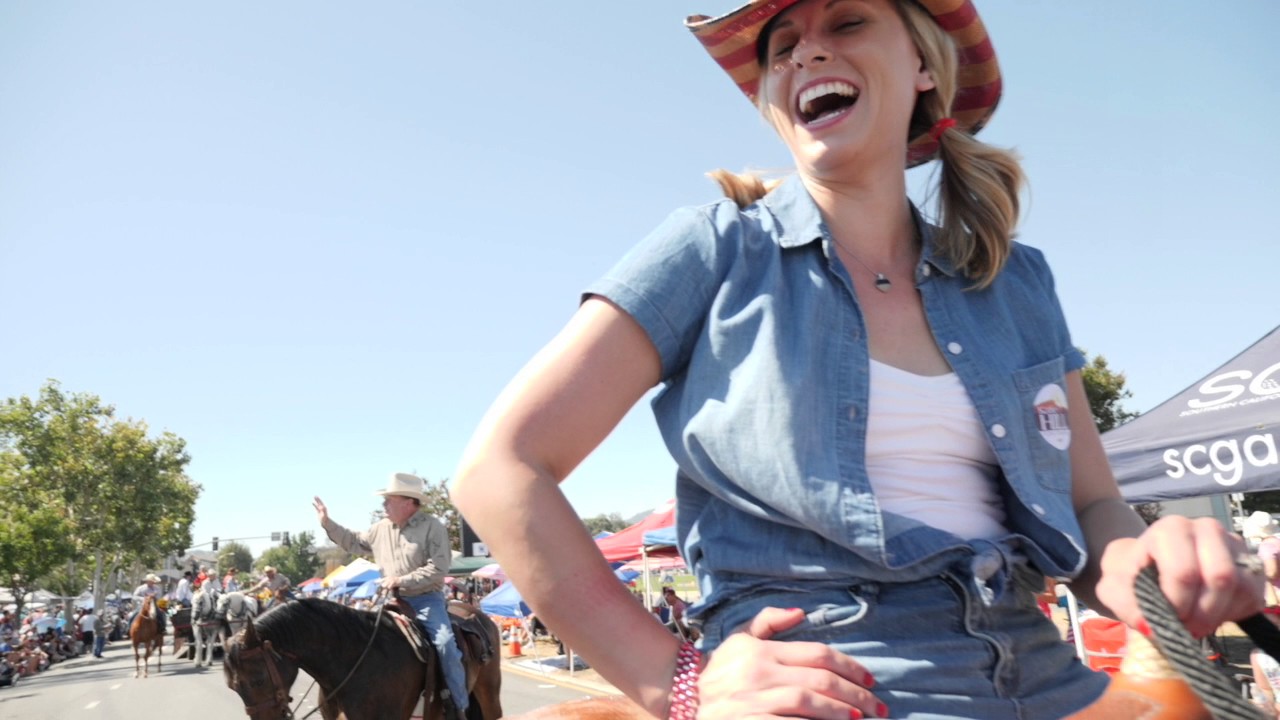 Katie Hill - Dawn Of The Tracker