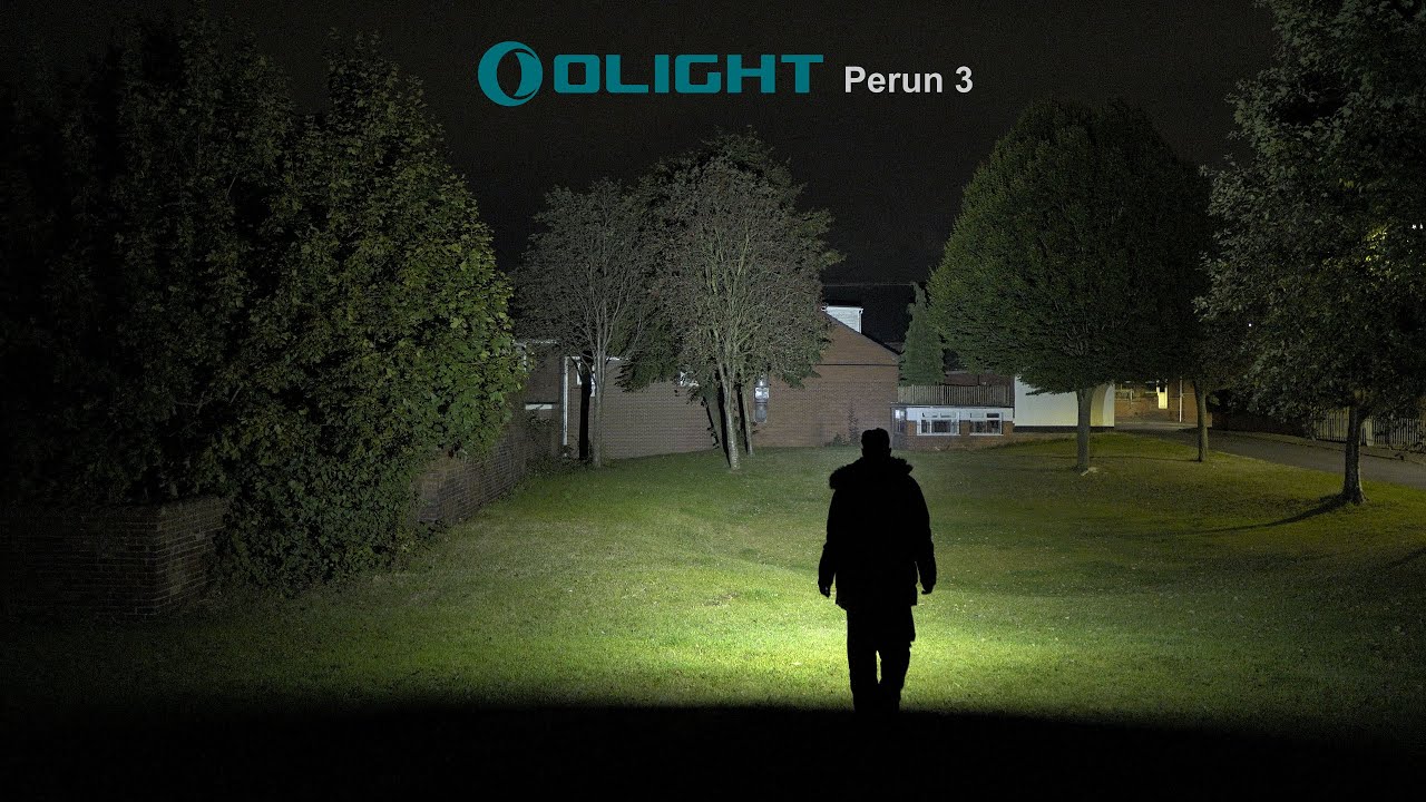 OLIGHT Perun 3 Lampada Frontale Multifunzionale Professionale LED Ricaricabile 3000 LM Torcia da Testa Impermeabile per Lavoro Esterno e Attività all'Aperto Pesca Corsa Campeggio (Blu Scuro OLIGHT Perun 3 Lampada Frontale Multifunzionale Professionale LED Ricaricabile 3000 LM Torcia da Testa Impermeabile per Lavoro Esterno e Attività all'Aperto Pesca Corsa Campeggio (Blu Scuro