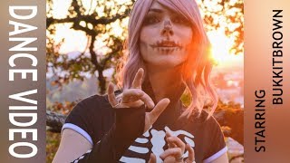 Spooky Scary Skeletons - BukkitBrown Dance Video