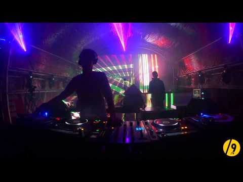 YOURI PARKER ● CIRQUE MAGIQUE /SLASH9.tv