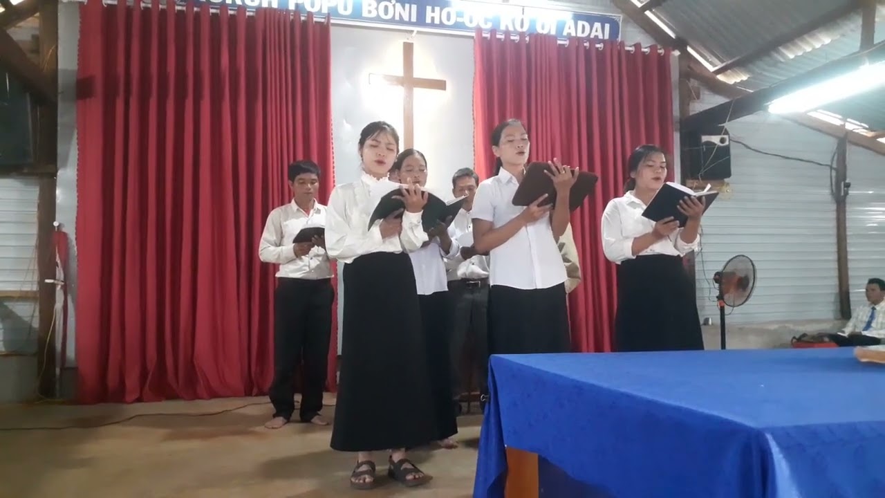 Mrô 382.Ư ang Adai./sa boh sang ano adoh bơni hơơc kơ Ơi Adai/