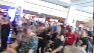 MVI 2290 flash mob 2016 dance explosion  American kids