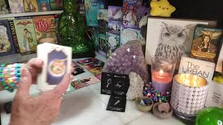видео: ВОДОЛЕЙ: Человек с разницей в возрасте верит, что вы его родственная душа, и ему очень комфортно ... картинка: ВОДОЛЕЙ: Человек с разницей в возрасте верит, что вы его родственная душа, и ему очень комфортно ...