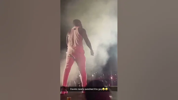 Davido nearly punched a fans who rushed him on stage 🤣 #timelessconcert