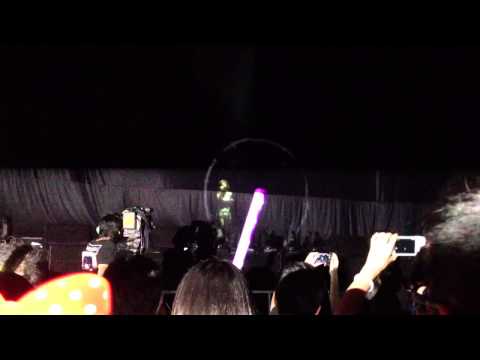 鄧紫棋 G.E.M.- 泡沫 X.X.X. Live 廣州