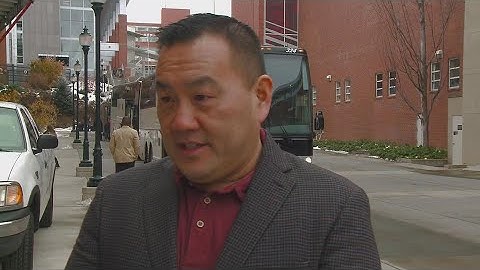 Remembering Mike Leach: WSU AD Pat Chun weighs in on the coach