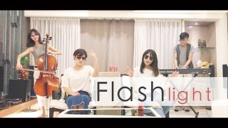 Fart & Hiccup!!! Flashlight - Jessie J // Jing Wu & Ilka COVER