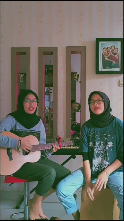 Vidio Status/Story wa cewek cantik nyanyi Cover Gitar Suara merdu
