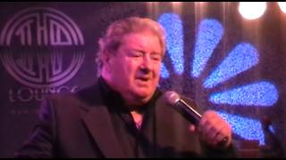 Download Lagu Johnny White - Love is all - Ik hou van jou - Op mijn hoge dak MP3