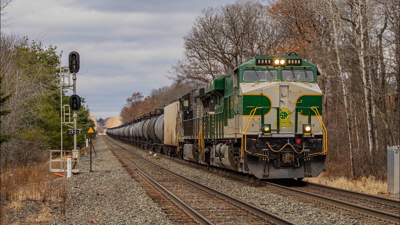 Southern! NS 8099k leads CSX B741 east on the Selkirk branch YouTube