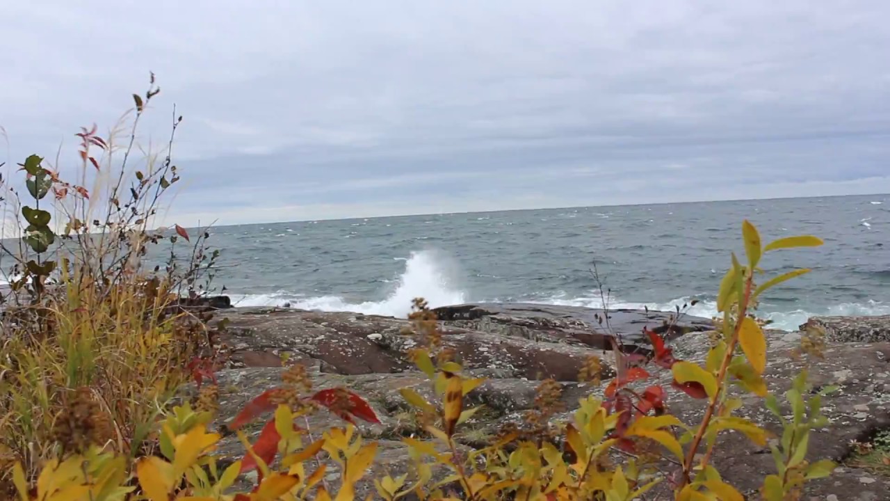 Fall colors, big waves, and Lake Superior in Grand Marais MN YouTube