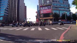 1030617-紅燈右轉(中華路)