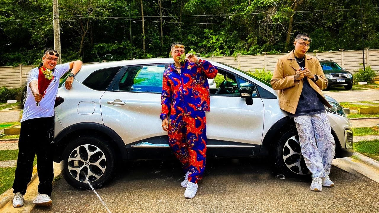 BORBOLETAS NO ESTÔMAGO (Lyric Film)