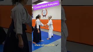 Cross-hand Kokyuho&Kokyunage #martialarts #budo #aikido #selfdefense #selfdefensetraining #aikidolif