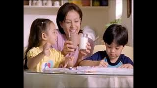 Iklan Ultra Milk SKM - Kabar Gembira (2004) @ TV7, Indosiar, RCTI, SCTV, Trans TV, TPI, & Lativi