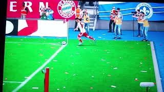 Gol olimpico dal calciodangolo di Kimmich (modalità leggenda)