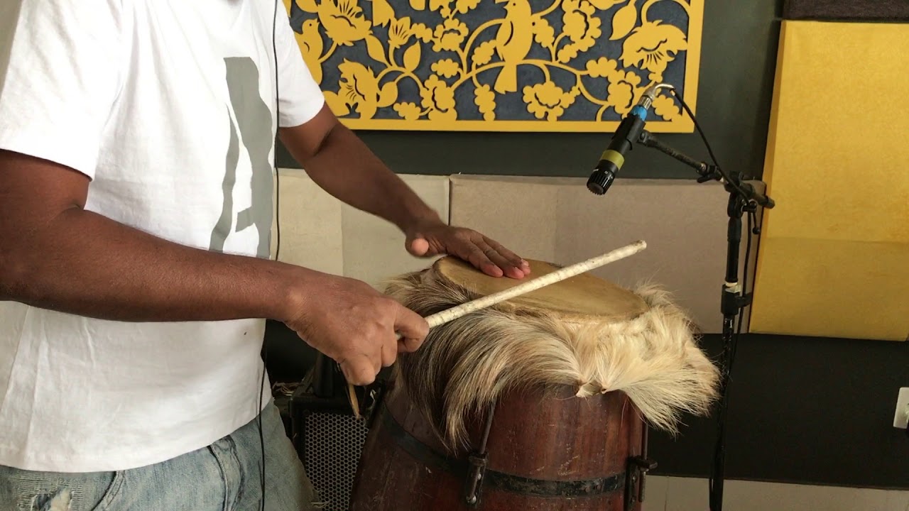 Vassi, performance de Iuri Passos