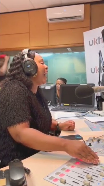 Zimdollar greeting everyone 🙏 on radio #ukhozifm #zimdollar #fm #radio #shorts