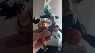 (Pt 4 of this series)Goku vs ssjb vegeta #goku #vegeta #shfiguarts #dragonball