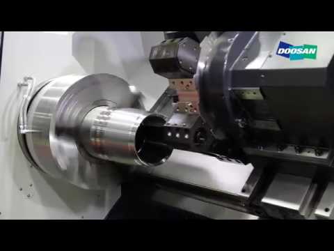 Puma 5100LC Cuts an Oil Pipe