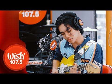Raven Performs Sayo LIVE On Wish 107 5 Bus 