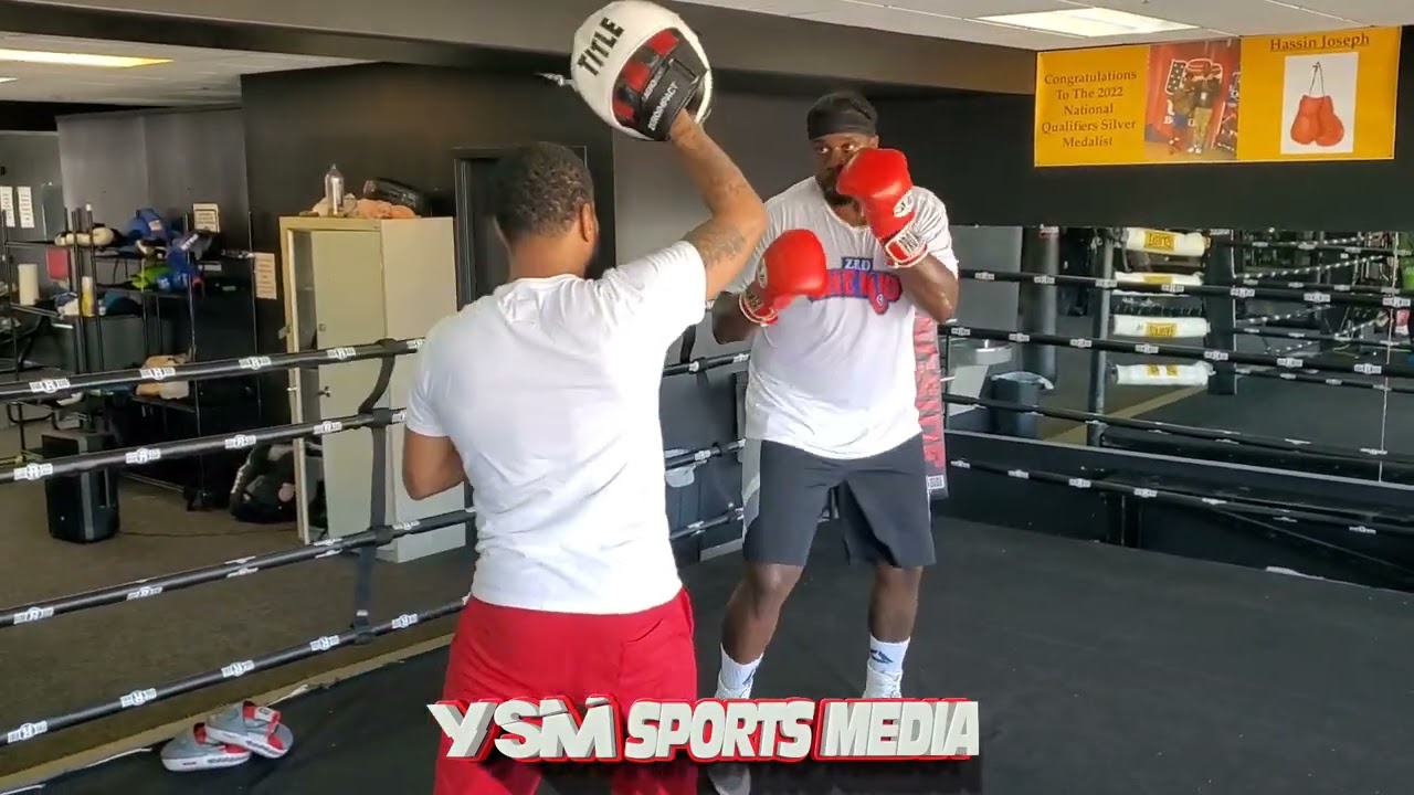 Coach Rell works with Massive Heavyweight Prospect Derek Starling