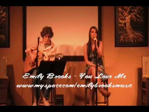 Emily Goldsmith - "You Love Me" Live @ The Commodo...