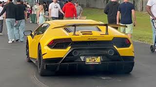 $250,000 Lamborghini Is Blowing Oil Smoke Out Tailpipe (Gasket problem?)