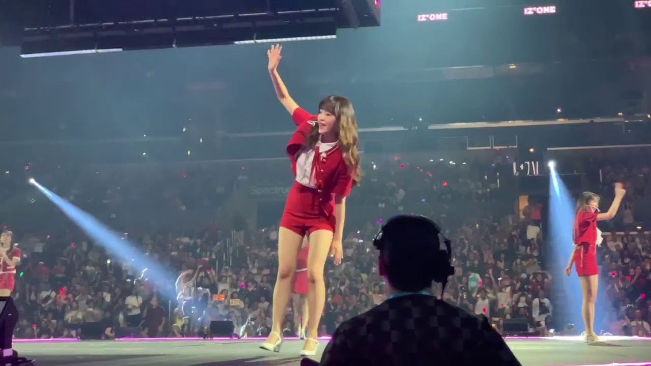 190817 [FANCAM] IZ*ONE (아이즈원) - Nekkoya @ KCON LA 2019