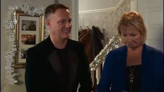 George gets Eileen a Coffin for Christmas (Coronation Street 25th December 2022)