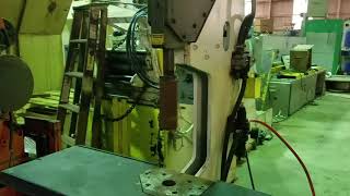5 ton BTM pneumatic toggle press #17075 s/n 48625-01