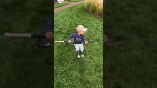 MIKE TROUT’S SON CATCHES BIG BASS!