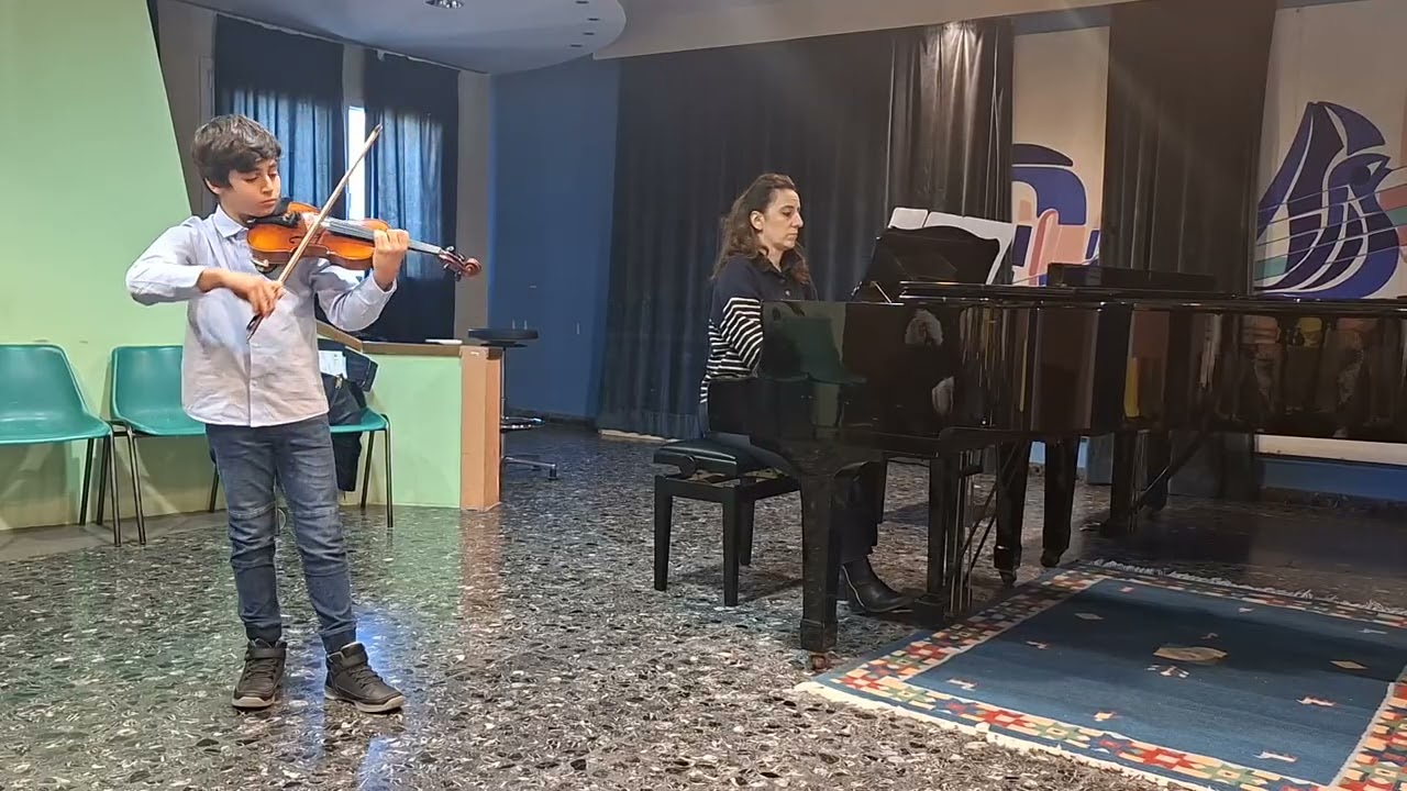 N.Paganini. Thema and variations.A dur.     