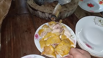 Bữa cơm gia đình dân tộc dịp tết mùng 3 tháng 3 - người rừng