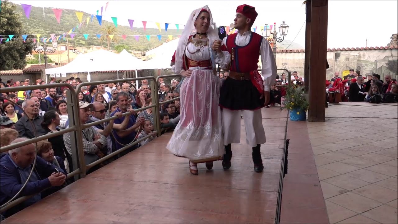 Gruppo folk Oristano Sini 25 4 2019