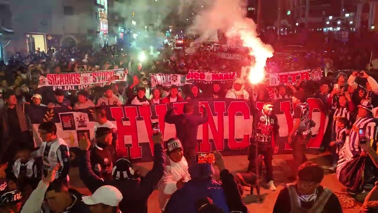 ALIANZA LIMA VS SPORT HUANCAYO - Banderazo y recorrido de las barras en la incontrastable.
