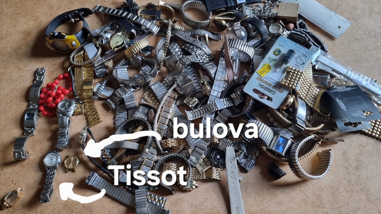 I paid £30 for this watch/watch parts bundle let's see what we got