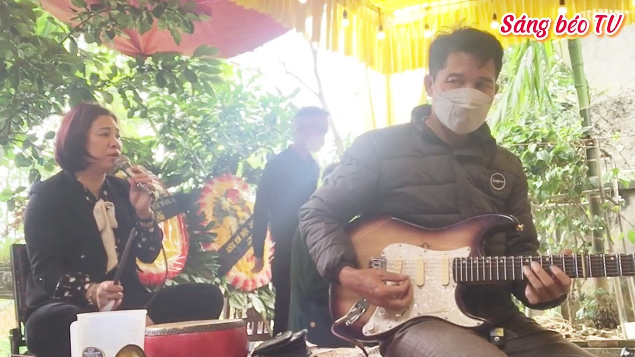 Đám ma cụ : Đinh quang đức ( hưởng thọ 66 tuổi )thôn hiển lễ xuân hoà . tiếng khóc buồn rơi nước mắt