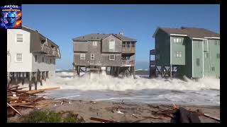 Mar derruba casa na costa Rodanthe nos EUA