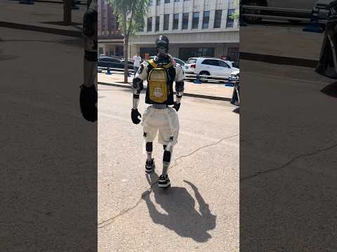 Còn robot đi