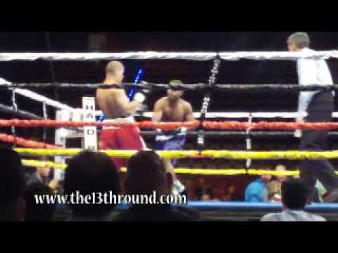 Jonathan Gonzalez Vs Jason Thompson - Round 1