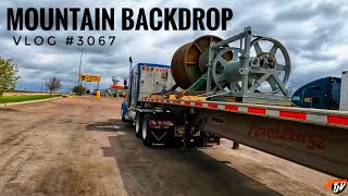 MOUNTAIN BACKDROP | My Trucking Life | Vlog #3067