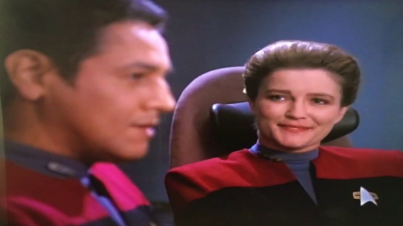 Star Trek Voyager S1.E03 “Parallax” recap part 2 YouTube