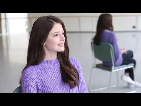 Video: Mackenzie Foy Net Worth: Wiki, Đã kết hôn, Gia đình, Đám cưới, Lương, Anh chị em