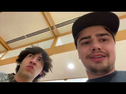 YENDO A UNA "JODA" YANKEE | Mafiuut