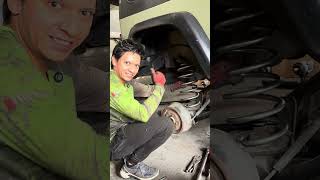 Instalando resortes traseros en un Jeep Wrangler TJ #4x4 #jeep #jeepwrangler #offroad #roughcountry