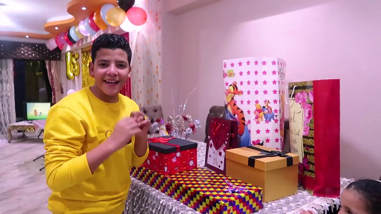 فتحنا هدايا عيد ميلاد زياد ابني🥳🎊ردة فعله (مؤثرة جدا😢)دموع الفرح سبقتوا😂